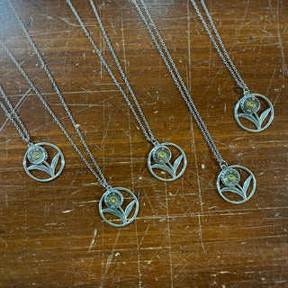 Silver Daisies Necklace
