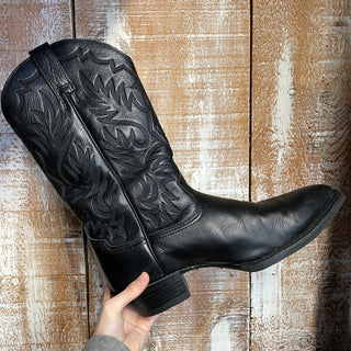 Men's Black Ariat cowboy boot 9EE